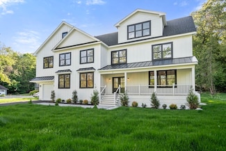 2 Spring Meadow Dr, Southborough, MA 01772