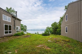 391 Main Rd, Islesboro, ME 04848