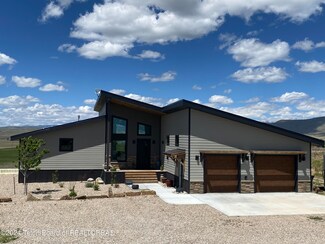 31 Sled Runner, Pinedale, WY 82941