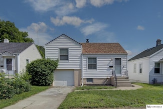5042 Corby St, Omaha, NE 68104
