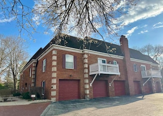 2604 E 2nd Unit C St, Bloomington, IN 47401