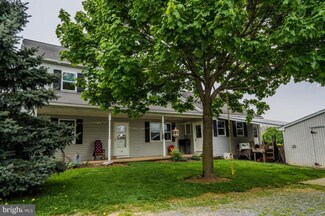 128 Eastbrook Rd, Ronks, PA 17572