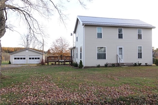 1622 Branchton Rd, Hilliards, PA 16040