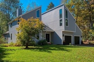 27 Manns Hill Rd, Sharon, MA 02067