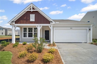 1005 Blossom Ln, Euharlee, GA 30145