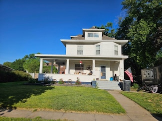 2216 15th Ave, Central City, NE 68826
