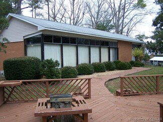259 Shooting Star Ln, Weems, VA 22576