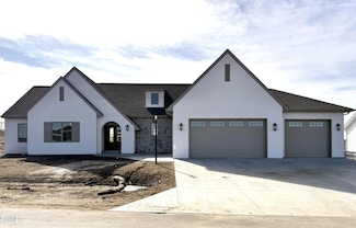 3403 Palmer Place, Bismarck, ND 58503