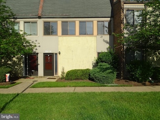 4902 Oxford Ct, Bensalem, PA 19020