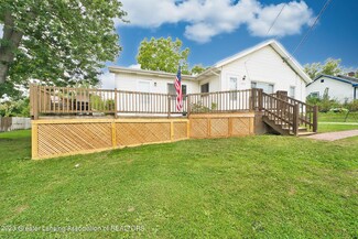 1820 Guenther Ave, Lansing, MI 48917