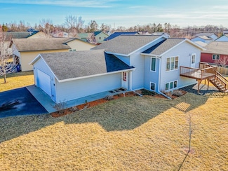 213 Jacobs Way, Bemidji, MN 56601