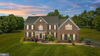35420 Autumn Ridge Ct, Round Hill, VA 20141