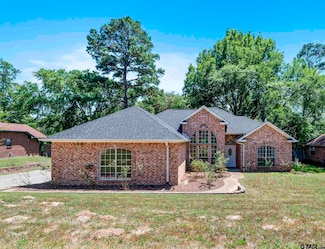 1737 Bearwood Ln, Tyler, TX 75703