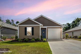 3018 Course Ln, Surf City, NC 28445