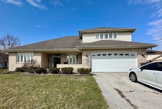 18824 Maple Ave, Country Club Hills, IL 60478