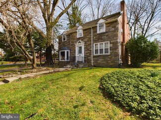 110 W Greenwood Ave, Lansdowne, PA 19050