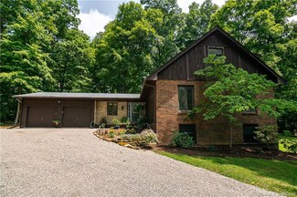 6020 Benchmark II Dr, Floyds Knobs, IN 47119