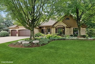 401 Woodside Dr, Wood Dale, IL 60191