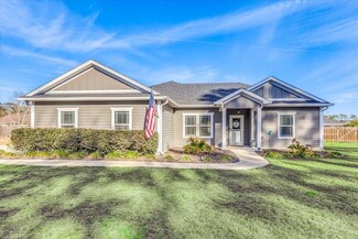 75 Saralan Ct, Crawfordville, FL 32327