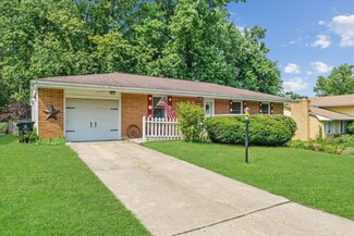 10 Foley Ave, Bloomington, IL 61701