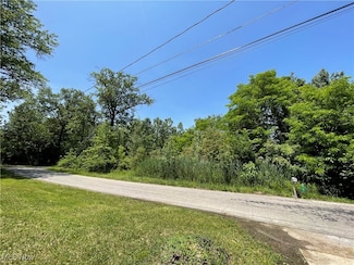 42190 Helen St, Elyria, OH 44035