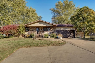4353 E Farm Road 104, Springfield, MO 65803