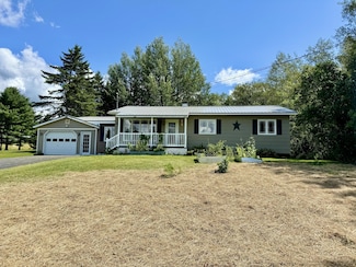 32 Summer Ave, Fort Kent, ME 04743