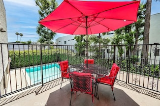 11100 Acama St Unit 16, North Hollywood, CA 91602