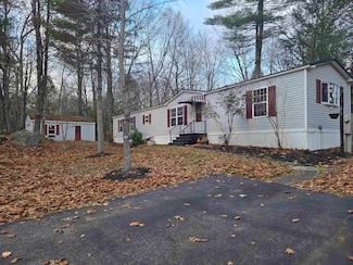 29 Birch Hill Estates Rd, Wolfeboro, NH 03894