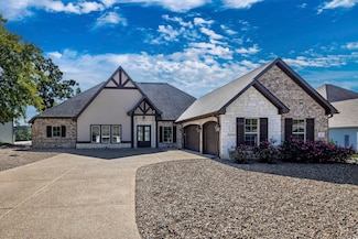 44 Linares Ln, Hot Springs Village, AR 71909