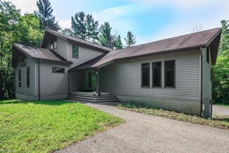 11991 Music St, Newbury, OH 44065