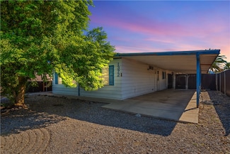 1372 Lincoln Ln, Bullhead City, AZ 86442