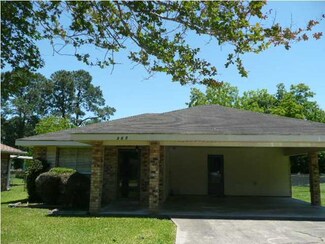 307 Paul Dr, Lafayette, LA 70501