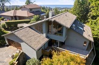 445 Summit View Ln, Gleneden Beach, OR 97388