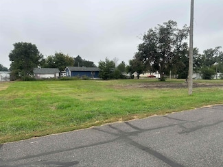 641 Liberty St, Sutherland, NE 69165