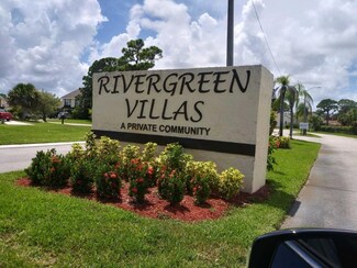 1761 SE Ryecroft Ct, Port Saint Lucie, FL 34952