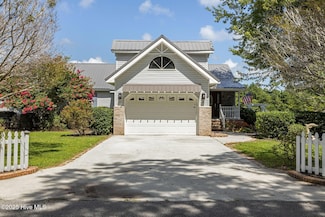 1074 Sea Gate Dr, Newport, NC 28570