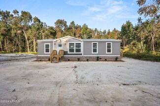 8 Unity Ln, Seabrook, SC 29940