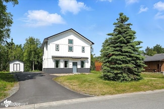 220 Susieana Ln, Kenai, AK 99611