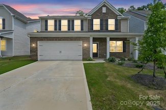416 Kennerly Center Dr, Mooresville, NC 28115