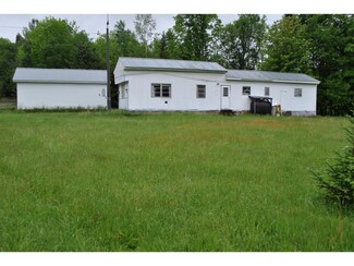 689 Town Line Rd, Albany, VT 05820