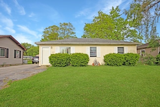 4089 Willow St, Hobart, IN 46342