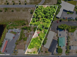1735 Thomas Dr, P C Beach, FL 32408