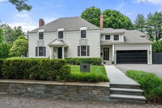 93 Dartmouth St, West Newton, MA 02465