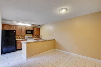 102 1st Way, West Palm Beach, FL 33407