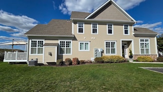 121 Great Hill Dr Unit 121, Bethel, CT 06801