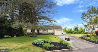 303 Prichard Ln, Wallingford, PA 19086