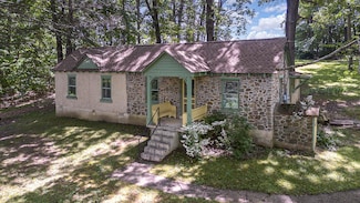 4567 Forge Rd, Glasgow, VA 24555