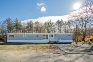 29 Hall Rd, Woolwich, ME 04579