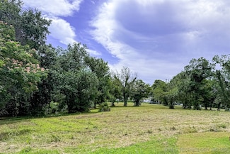 715 S Cherokee St, Locust Grove, OK 74352